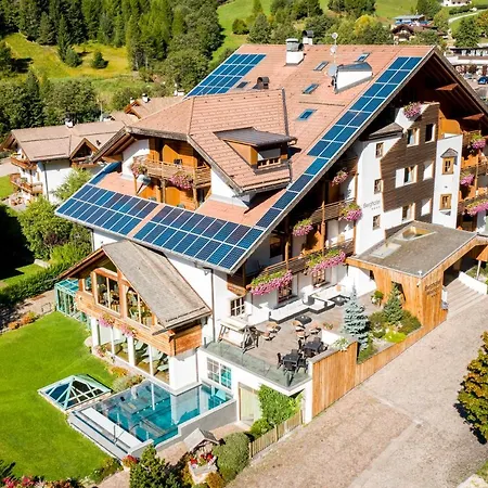 Berghotel Miramonti-3